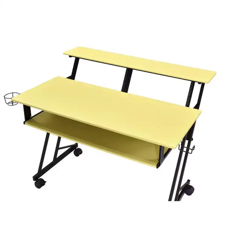 Scrivania per computer da 47" (Gialla e Nera), Posti a sedere: 1