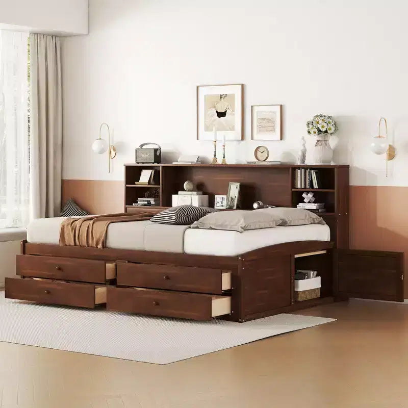 Letto a barca in legno matrimoniale con cassetti e armadietti contenitori